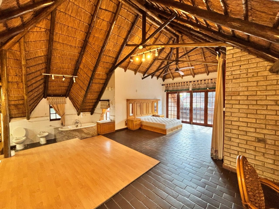 3 Bedroom Property for Sale in Mooivallei Park North West